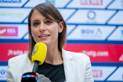 Jennifer Kettemann bleibt Geschäftsführerin der Rhein-Neckar Löwen. Seit 2016 ist die 40-Jährige im Amt - Vertrag läuft nun bis 2026. 