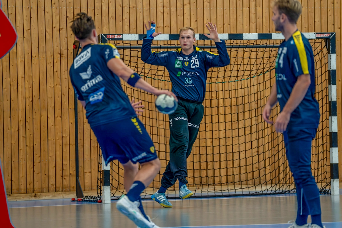 David Späth im Tor beim Training.