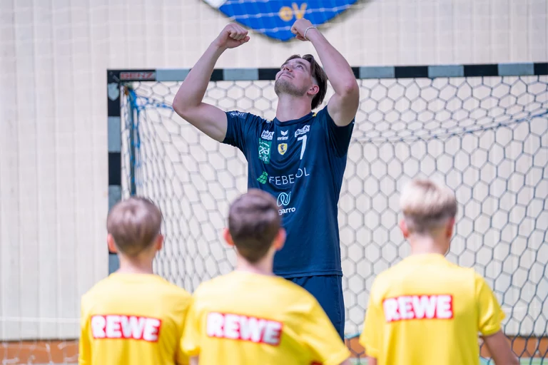 Robert Timmermeister beim Handballcamp.