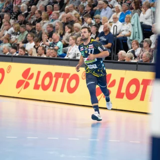 Dani Baijens rennt zurück in die Abwehr