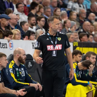 Maik Machulla an der Seitenlinie