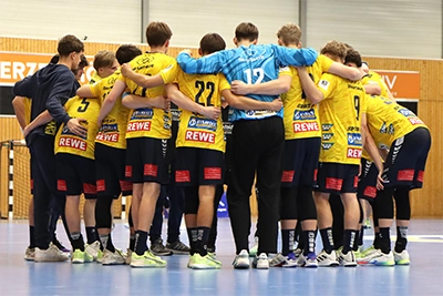 Die Rhein-Neckar Löwen II mussten am Samstagabend ihre zweite Saisonniederlage hinnehmen. In einem torreichen und temporeichen Drittliga-Spiel unterlag die Mannschaft von Trainer Holger Löhr in der Trainingshalle Kronau dem SV Salamander Kornwestheim mit 37:44 (20:23).