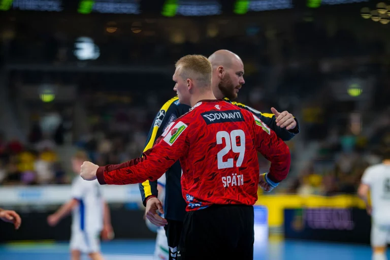 Jubel zwischen Mike Jensen und David Späth.