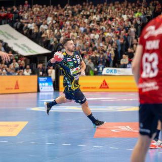 Jannik Kohlbacher im Spiel.