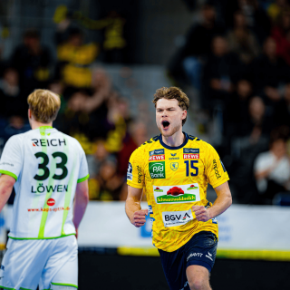 David Móré beim Jubelschrei im Spiel gegen Wetzlar.