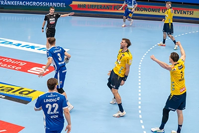 Steven Plucnar jubelt in Eisenach.