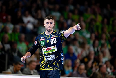 Jannik Kohlbacher im Spiel Füchse vs. Löwen.