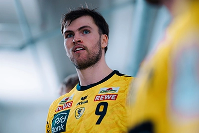 Steven Plucnar feiert sein Natio-Debüt im dänischen Team. 