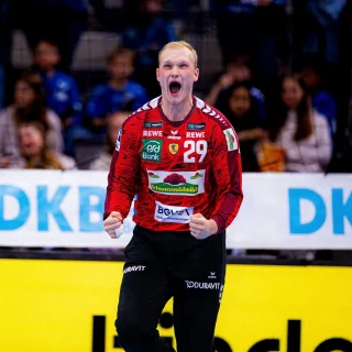 David Späth jubelt nach einer Parade.