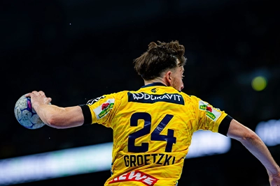 Patrick Groetzki fliegt.
