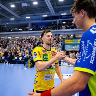 Patrick Groetzki und Julian Köster verabschieden sich.