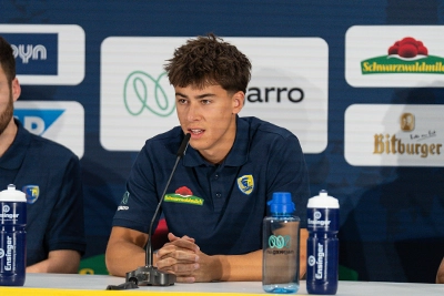 Niclas Mierzwa spricht.
