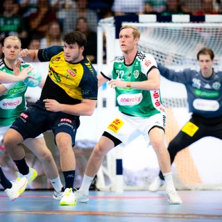 Aron Seesing in der Abwehr beim Spiel gegen Hannover.