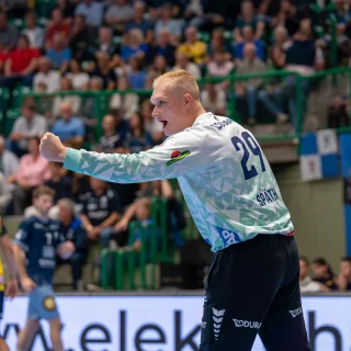 David Späth beim Jubeln im Spiel gegen den Bergischen HC.