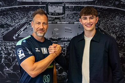 Maik Machulla mit Finn Meißner.
