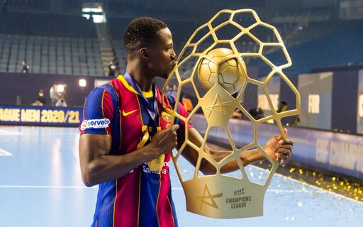 Löwen verpflichten Talent vom FC Barcelona: Linkshänder Mamadou Diocou kommt für zwei Jahre aus Spanien in die stärkste Liga der Welt. 
