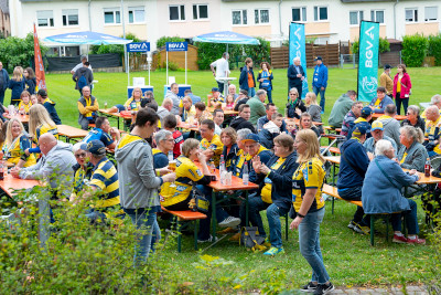 Wiedersehen-Party in Gelb und Blau. Rhein-Neckar Löwen feiern zwei tolle Tage mit ihren Fans bei der BGV Saisoneröffnung in Östringen.