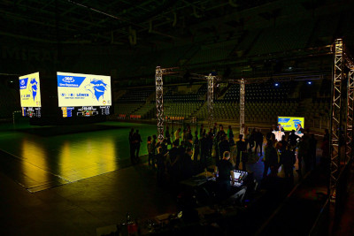 Präsentation der VR Löwen Welt in der SAP Arena. 